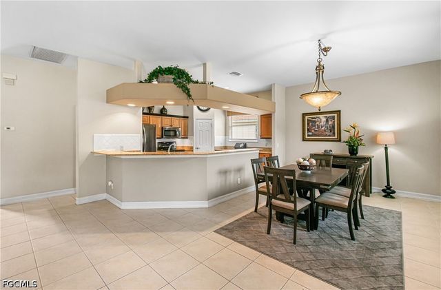 12111 Hidden Links DR, Fort Myers, FL 33913