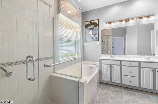 12111 Hidden Links DR, Fort Myers, FL 33913