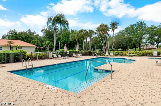 12111 Hidden Links DR, Fort Myers, FL 33913