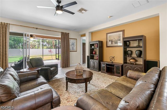 12111 Hidden Links DR, Fort Myers, FL 33913