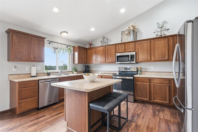 8417 Brighton Court, Cedar Rapids, IA 52404