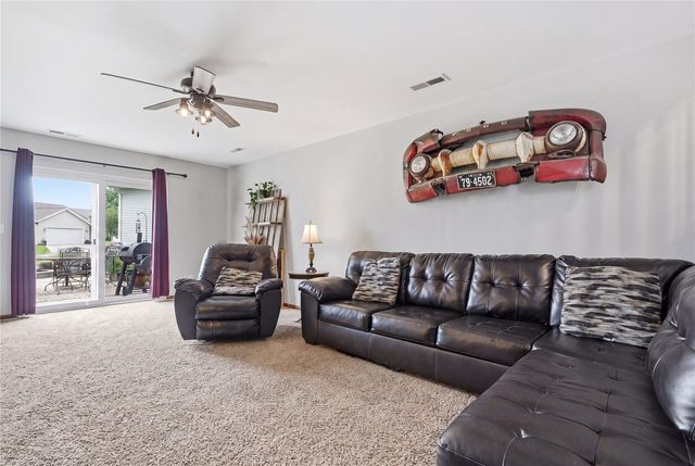 8417 Brighton Court, Cedar Rapids, IA 52404