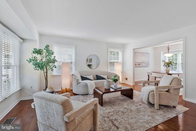 6215 GENTLE LN, Alexandria, VA 22310