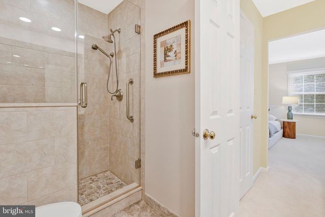 6215 GENTLE LN, Alexandria, VA 22310