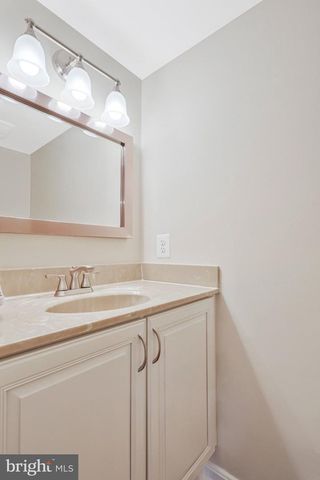 6215 GENTLE LN, Alexandria, VA 22310