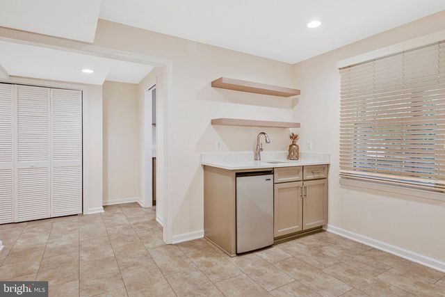 6215 GENTLE LN, Alexandria, VA 22310