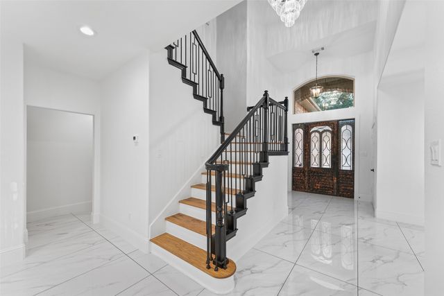 1315 Sierra Blanca Drive, Duncanville, TX 75116