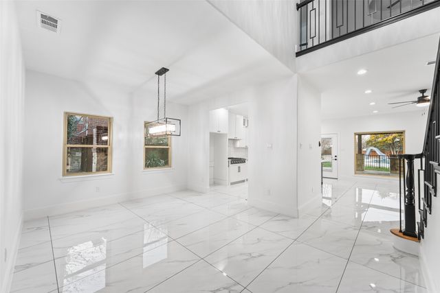 1315 Sierra Blanca Drive, Duncanville, TX 75116