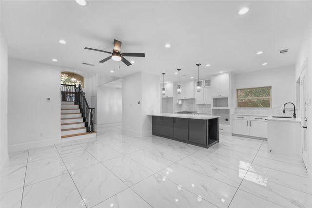 1315 Sierra Blanca Drive, Duncanville, TX 75116