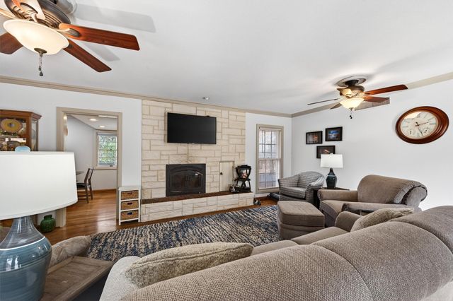 1015 Western Hills Drive, Sherman, TX 75092