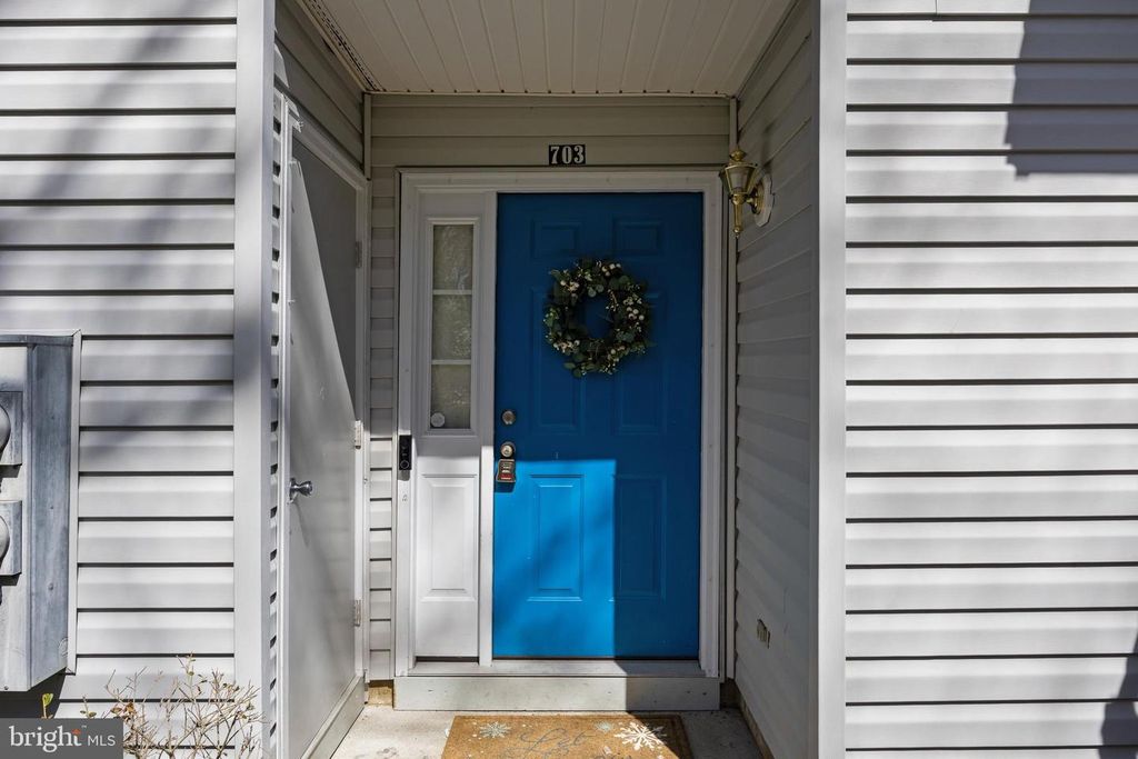 703 QUAIL RD, Marlton, NJ 08053