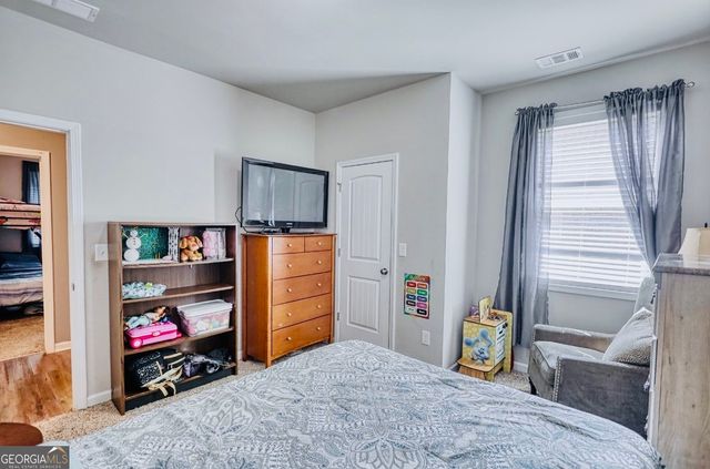 6967 Knollwood Drive, Morrow, GA 30260