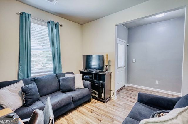 6967 Knollwood Drive, Morrow, GA 30260