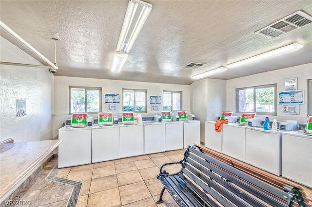 1455 East Katie Avenue C21, Las Vegas, NV 89119