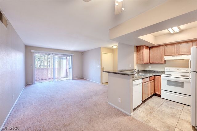 1455 East Katie Avenue C21, Las Vegas, NV 89119