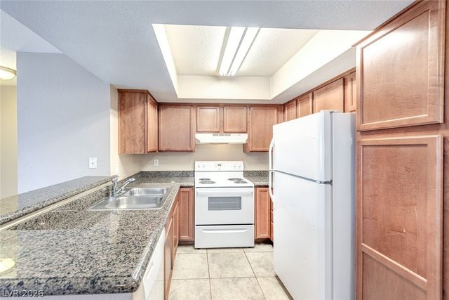 1455 East Katie Avenue C21, Las Vegas, NV 89119