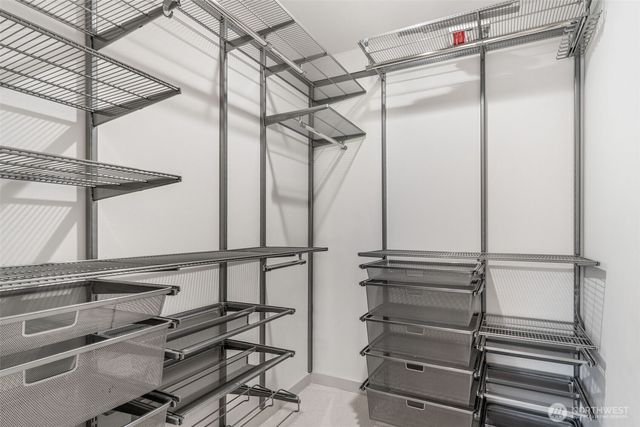 4459 Midvale Avenue N, Seattle, WA 98103