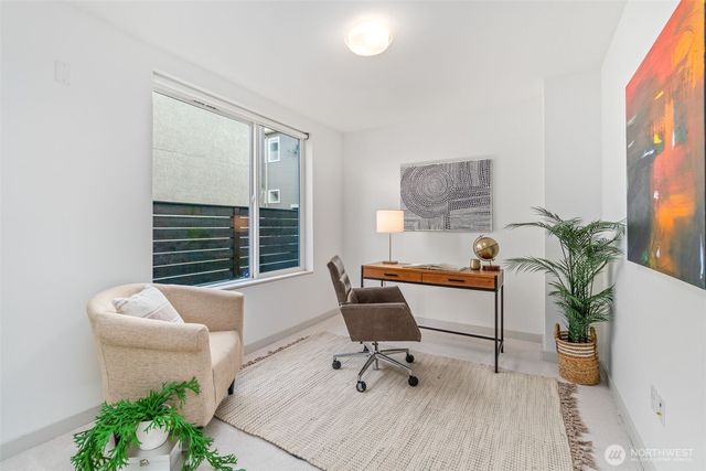 4459 Midvale Avenue N, Seattle, WA 98103