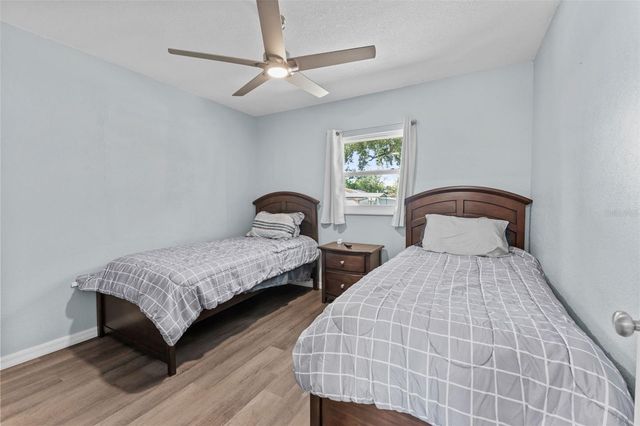 7425 SEAGULL WAY, Tampa, FL 33635