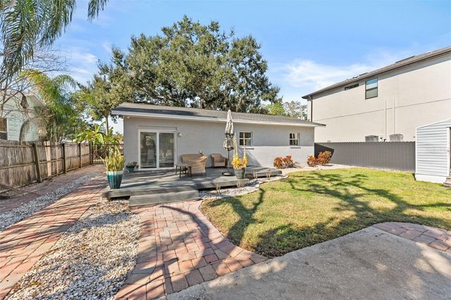 7425 SEAGULL WAY, Tampa, FL 33635