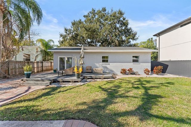 7425 SEAGULL WAY, Tampa, FL 33635