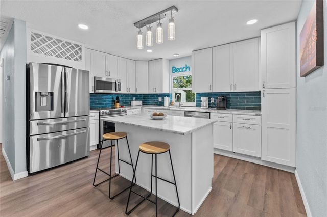 7425 SEAGULL WAY, Tampa, FL 33635