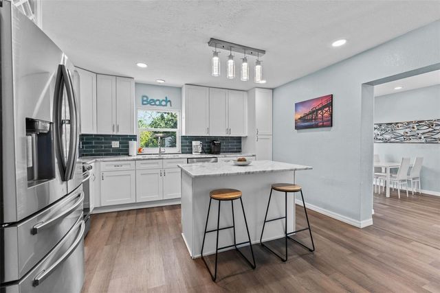 7425 SEAGULL WAY, Tampa, FL 33635