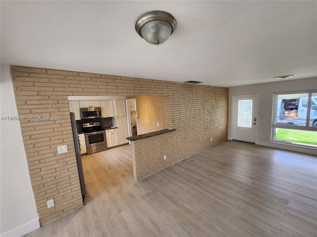 3346 Coolidge St, Hollywood, FL 33021