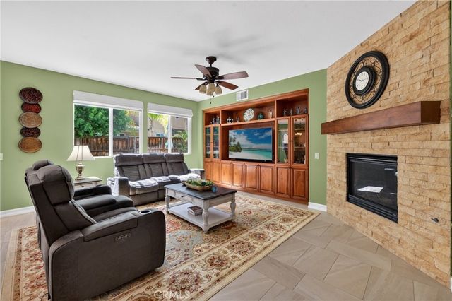 38134 Padaro Street, Murrieta, CA 92563