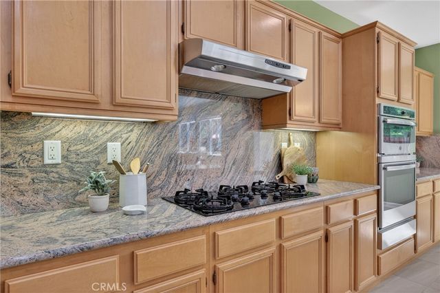38134 Padaro Street, Murrieta, CA 92563