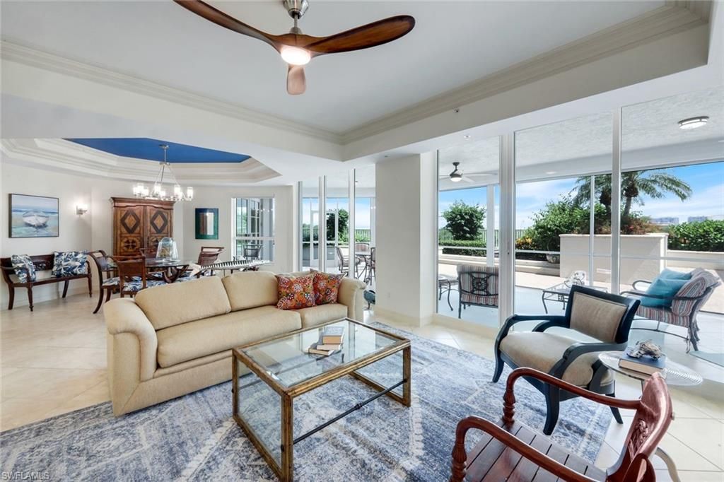 295 Grande WAY T-04, NAPLES, FL 34110 — photo 2