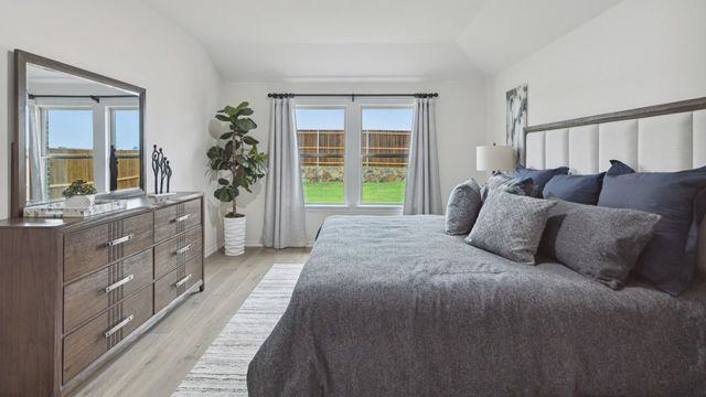 208 Charismatic Road, Waxahachie, TX 75165