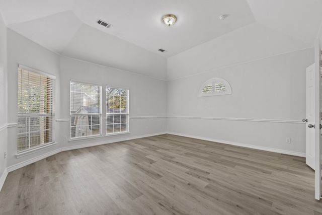 202 Forestridge Drive, Mansfield, TX 76063