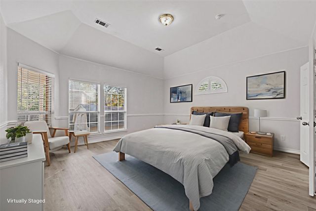 202 Forestridge Drive, Mansfield, TX 76063