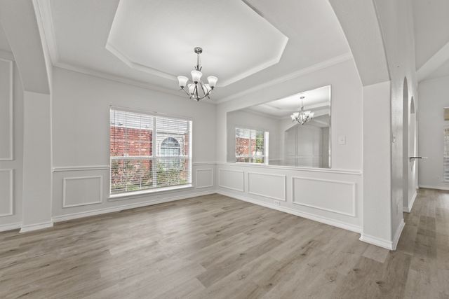 202 Forestridge Drive, Mansfield, TX 76063