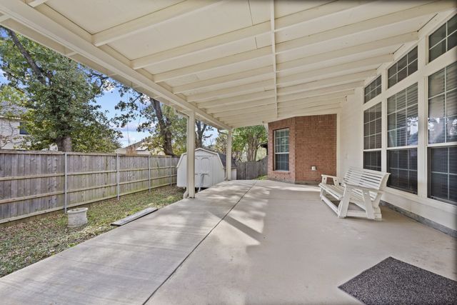 202 Forestridge Drive, Mansfield, TX 76063