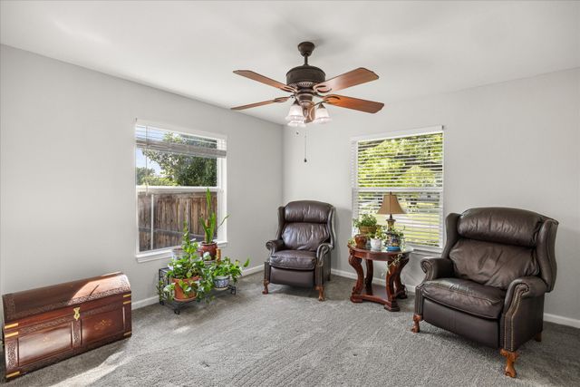 1003 Newell, Hudson Oaks, TX 76087