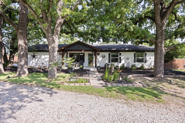 1003 Newell, Hudson Oaks, TX 76087