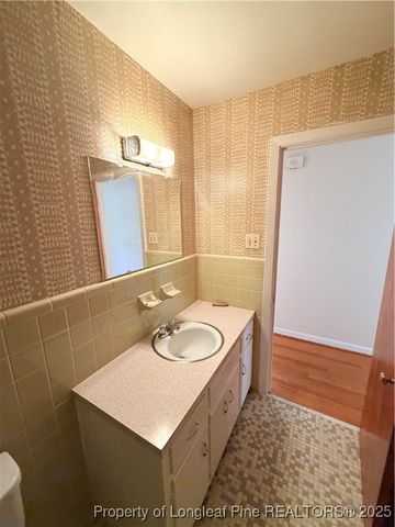 601 Helen Street, Fayetteville, NC 28303