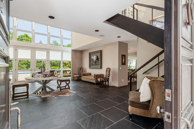 422 N Parkview Avenue, Bexley, OH 43209