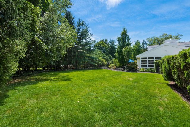 422 N Parkview Avenue, Bexley, OH 43209