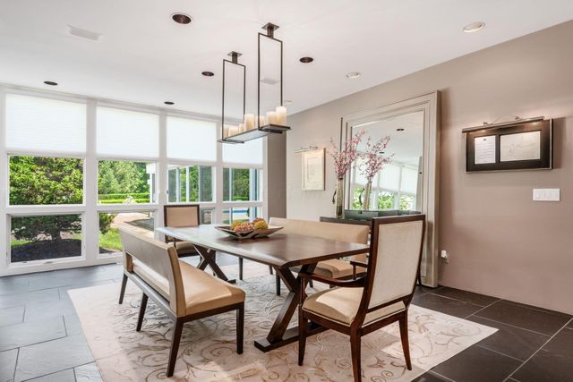 422 N Parkview Avenue, Bexley, OH 43209