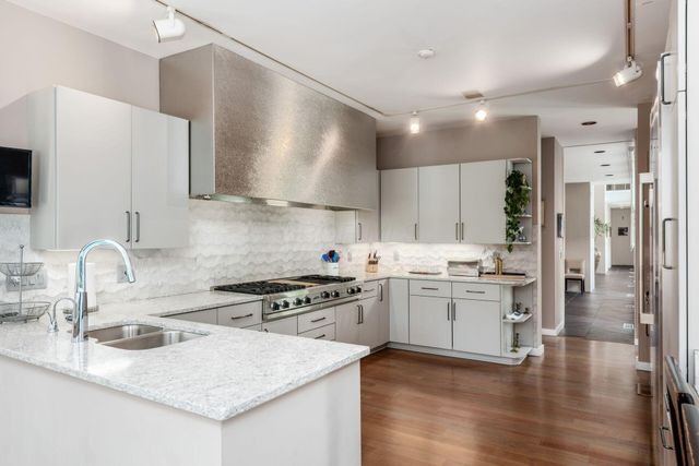 422 N Parkview Avenue, Bexley, OH 43209