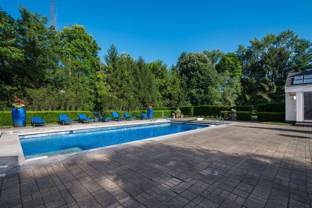 422 N Parkview Avenue, Bexley, OH 43209