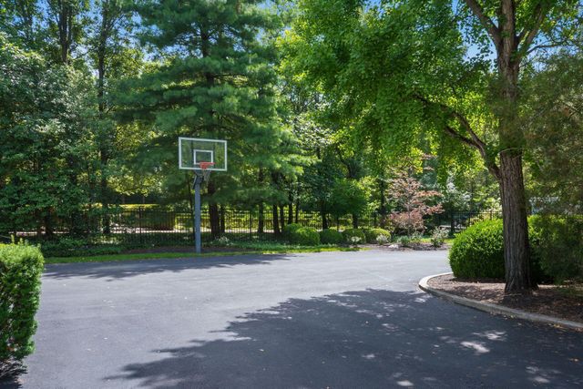 422 N Parkview Avenue, Bexley, OH 43209