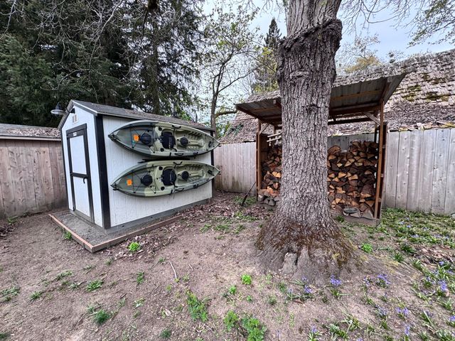 736 NW 3rd Street, Grants Pass, OR 97526