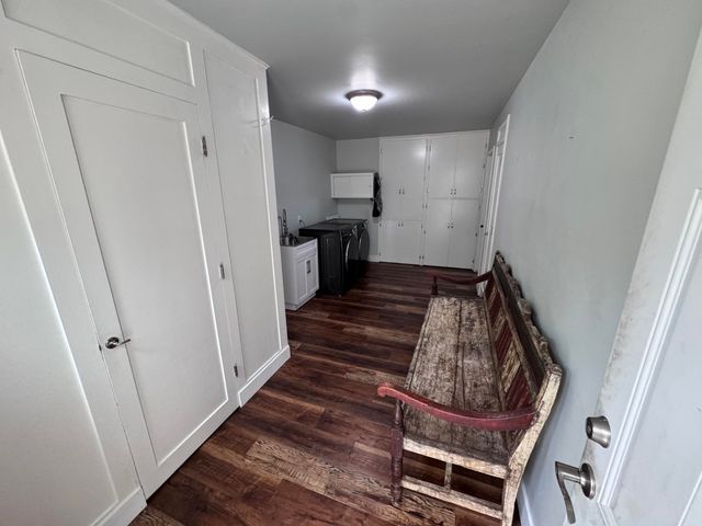 736 NW 3rd Street, Grants Pass, OR 97526