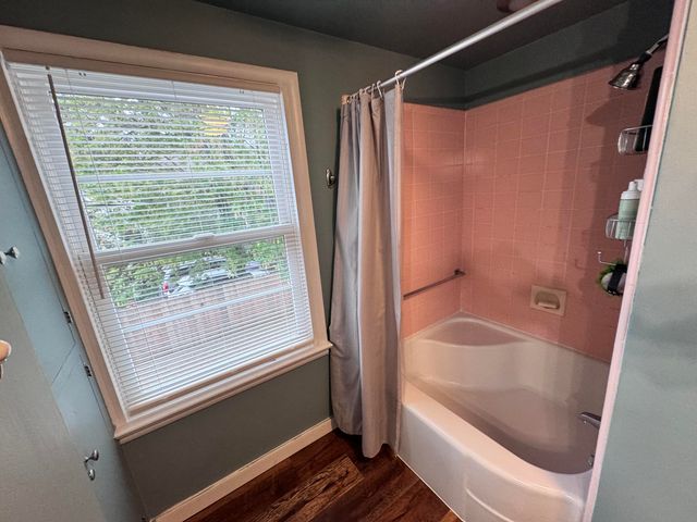 736 NW 3rd Street, Grants Pass, OR 97526