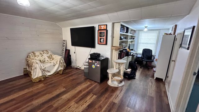 736 NW 3rd Street, Grants Pass, OR 97526