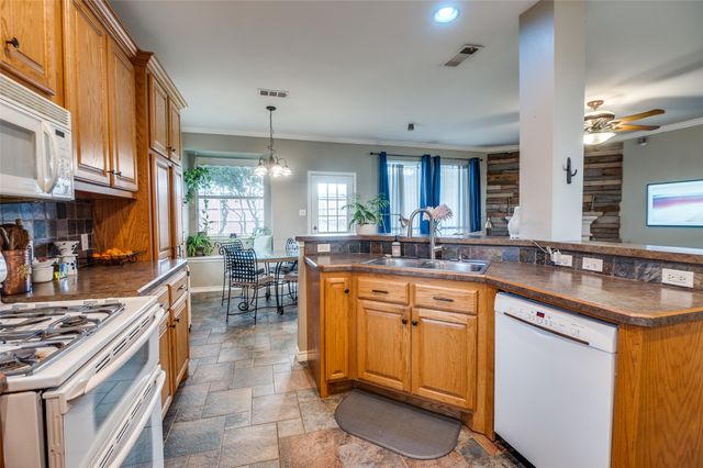 3209 Windridge Lane, Corinth, TX 76208